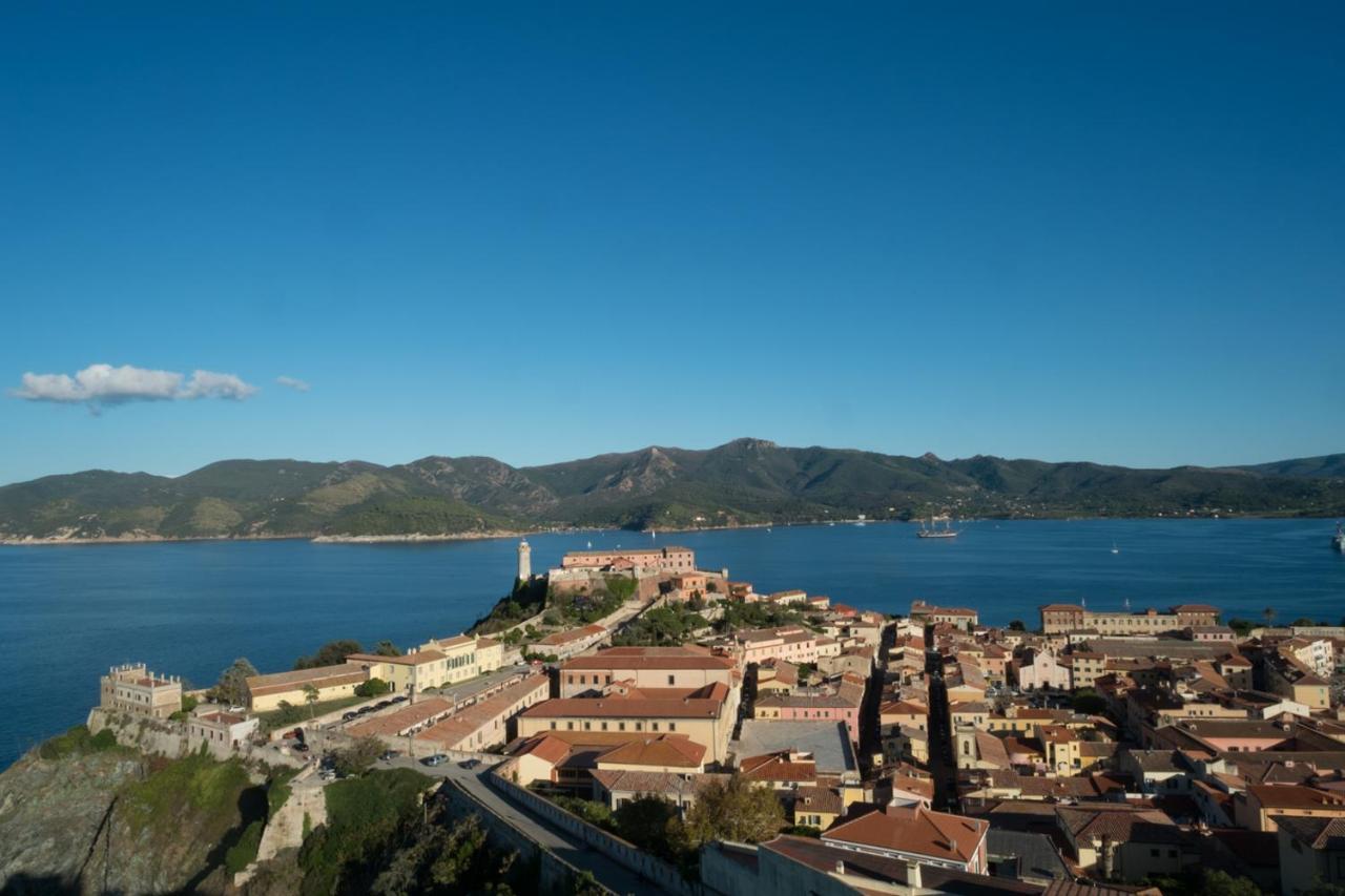 Casa Vacanze Nel Centro Storico Di Portoferraio Exterior foto